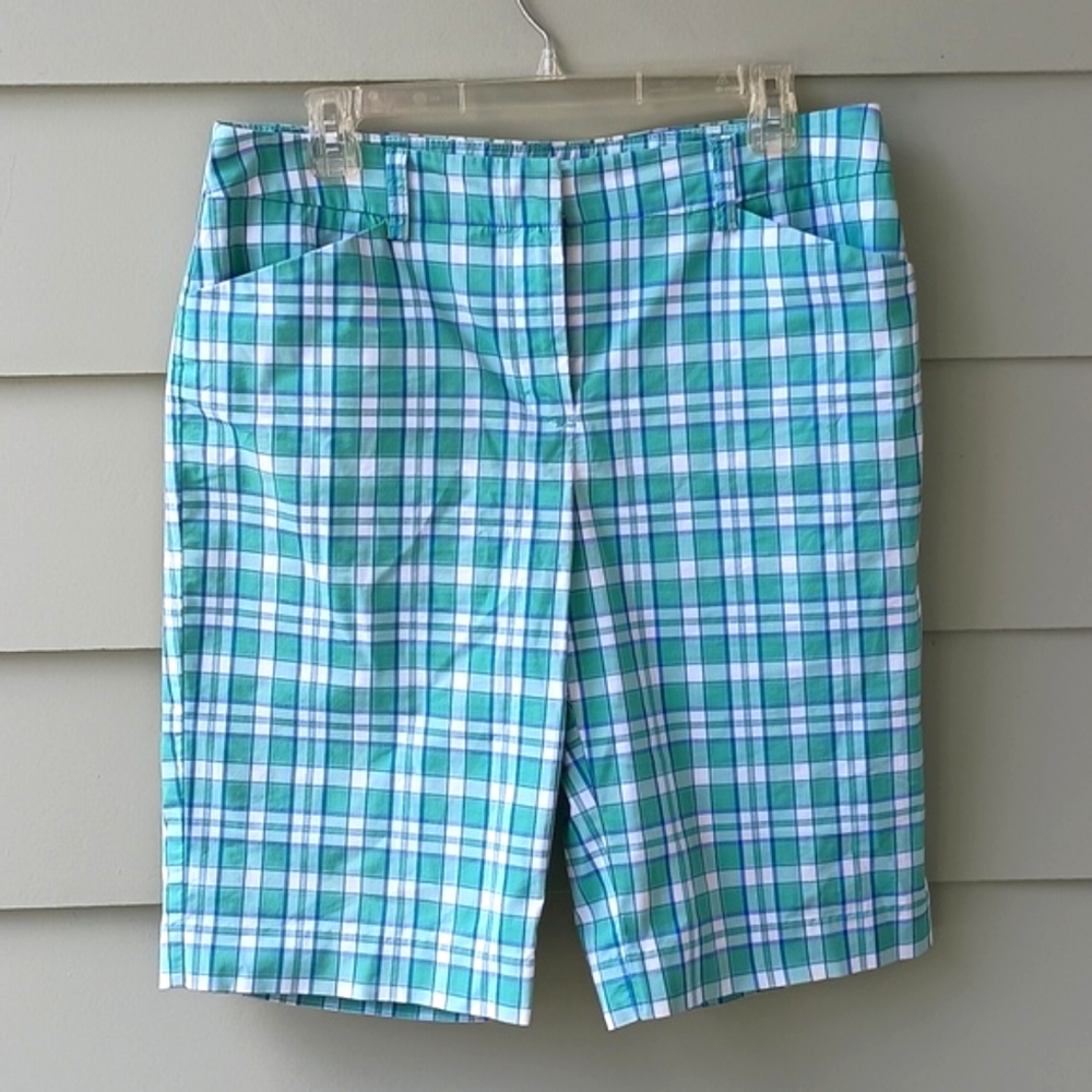 Jones New York Sport Women's Green, White & Blue Plaid Bermuda Shorts Sz 10